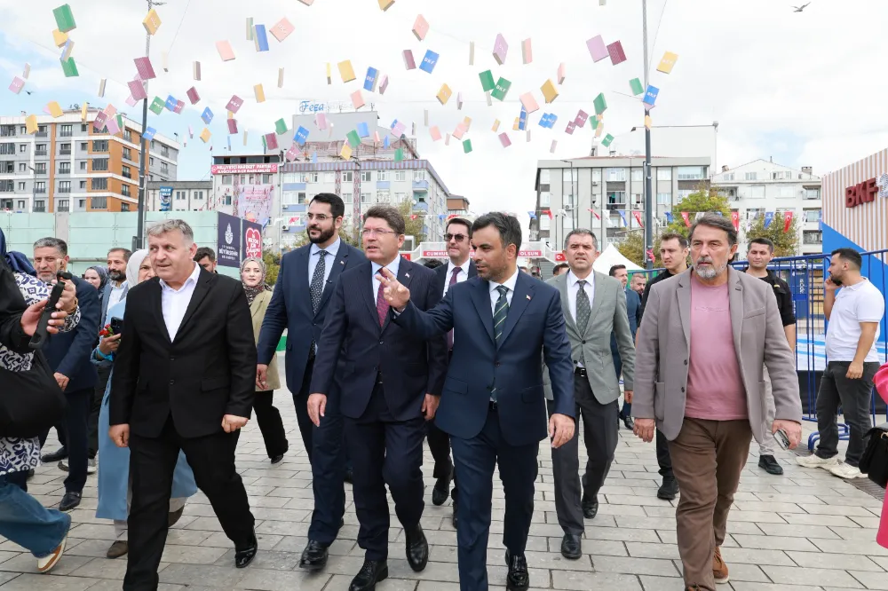 Bakan Tunç Bağcılarda 